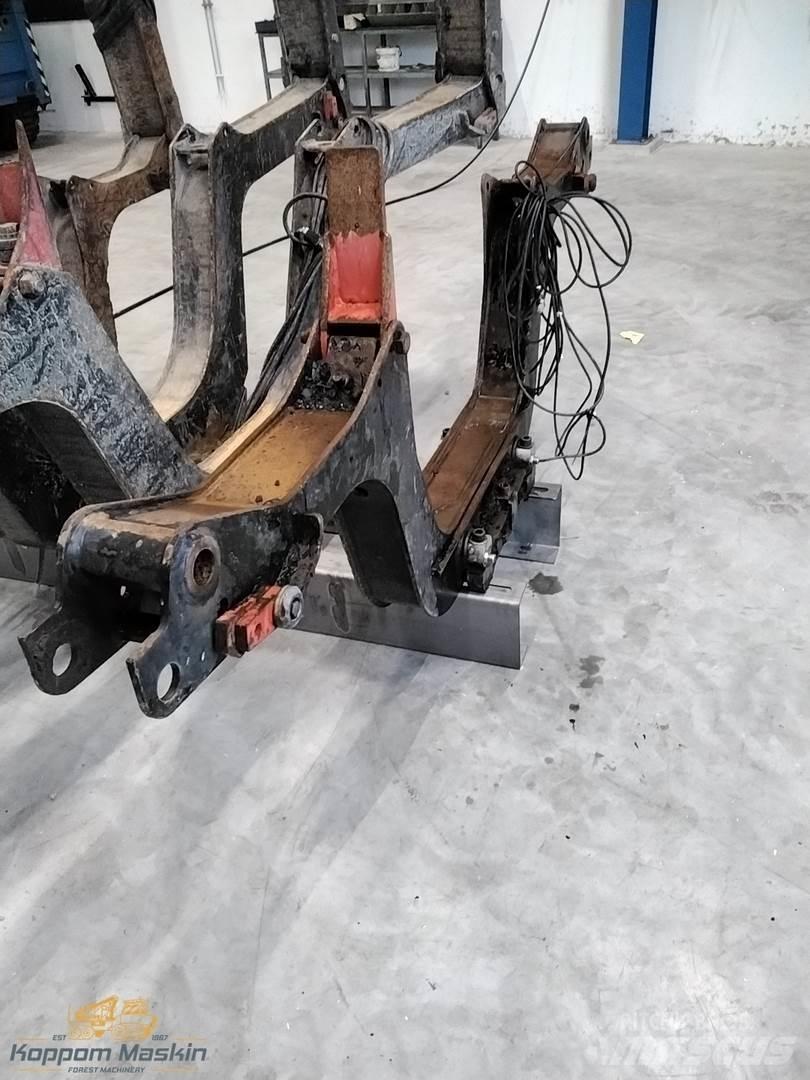 Komatsu 865 其他組件