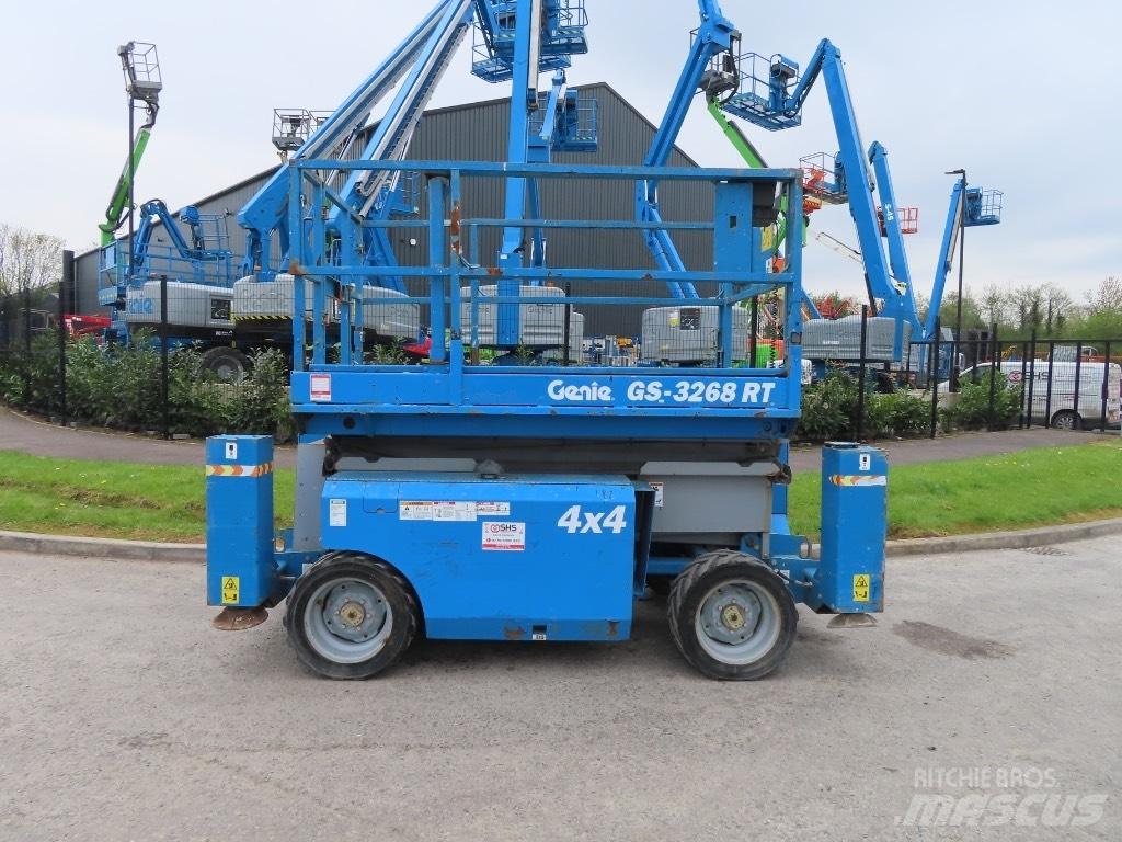 Genie GS 3268 RT 剪式升降機