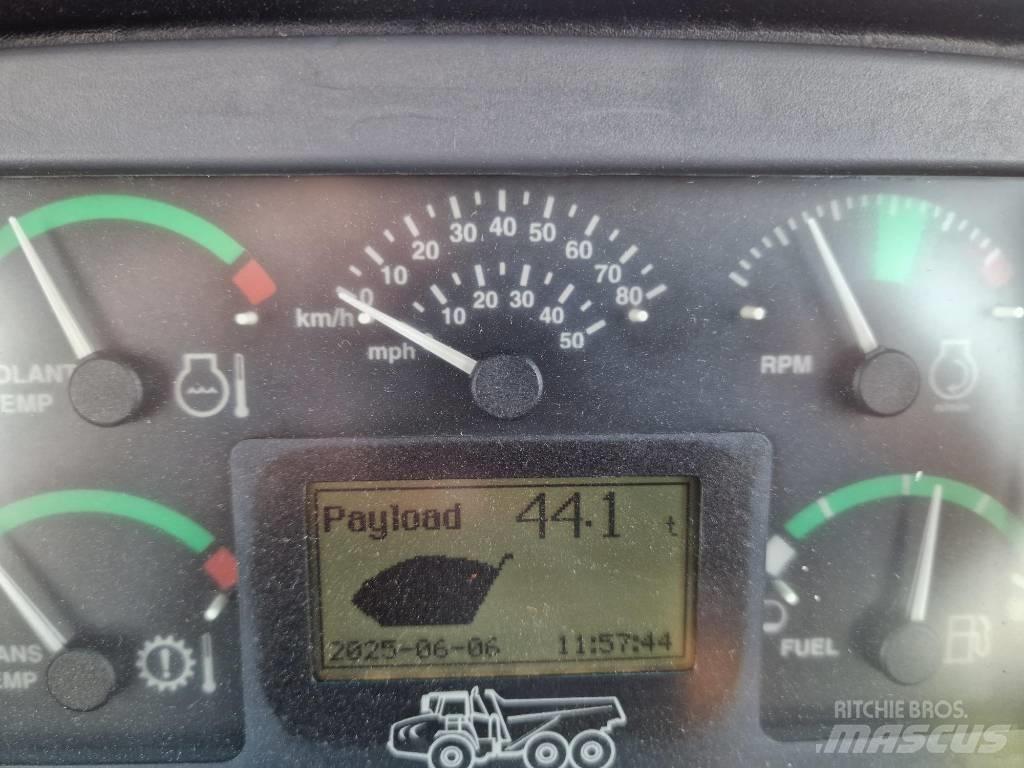 Bell B 40 D 鉸接式起吊車