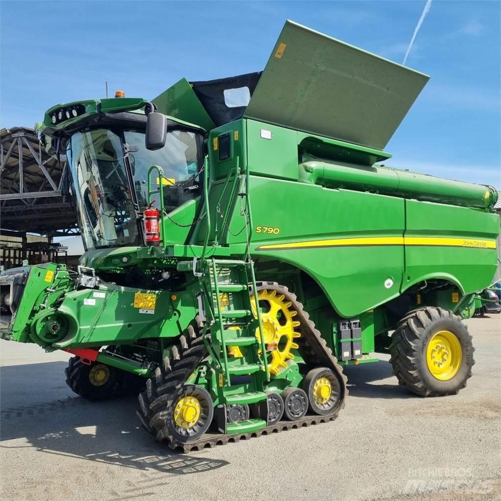 John Deere S 790 聯合收穫機