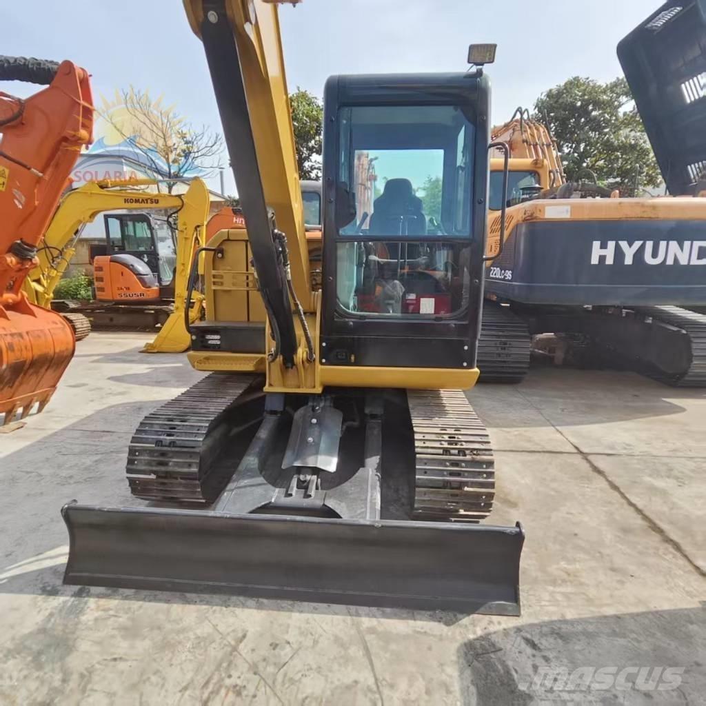 CAT 305.5 E 小型挖土機/掘鑿機<7t(小型挖掘機)