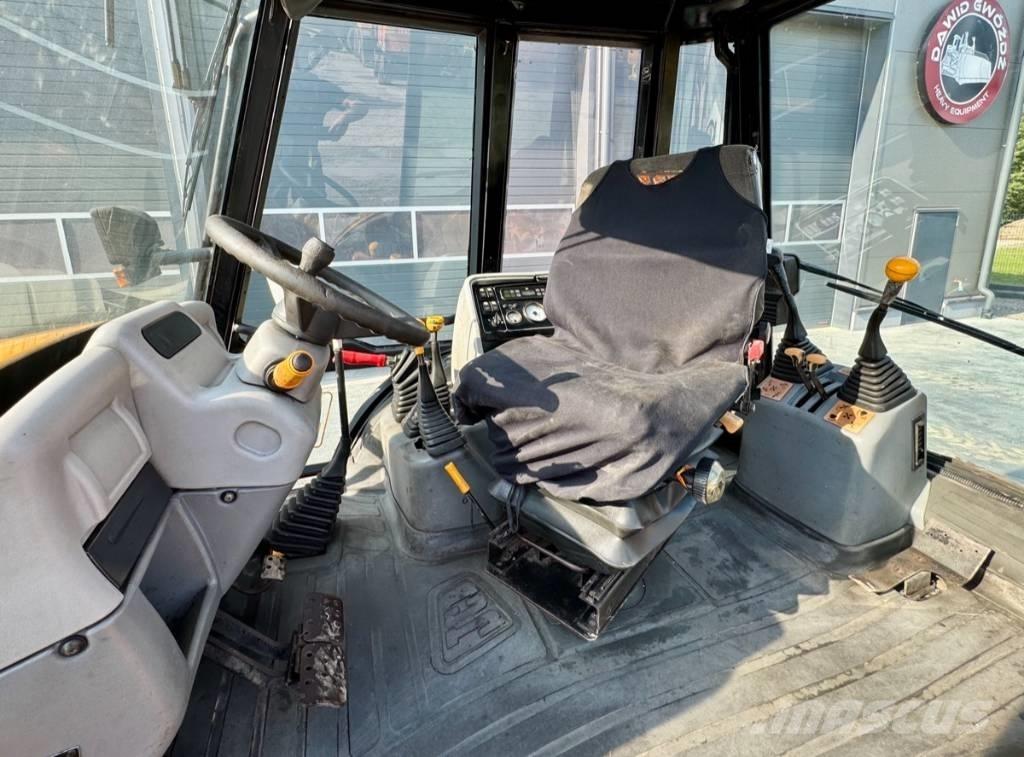 JCB 3 CX 反鏟裝載機