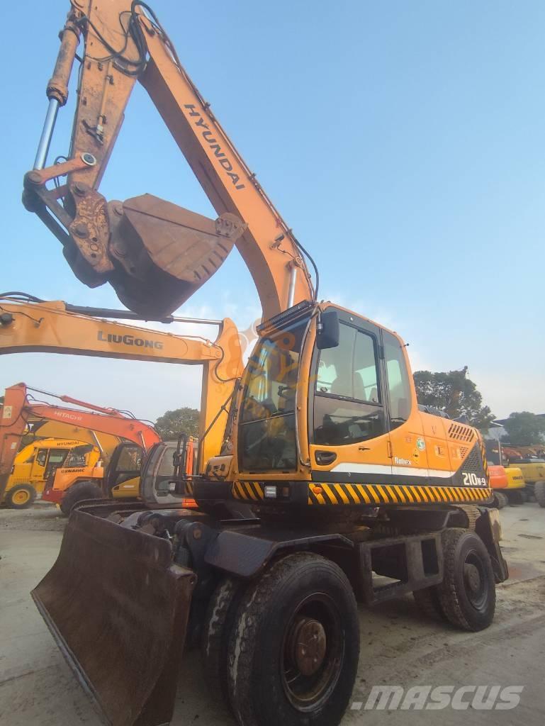 Hyundai 210W-9 旋轉式挖土機/掘鑿機/挖掘機