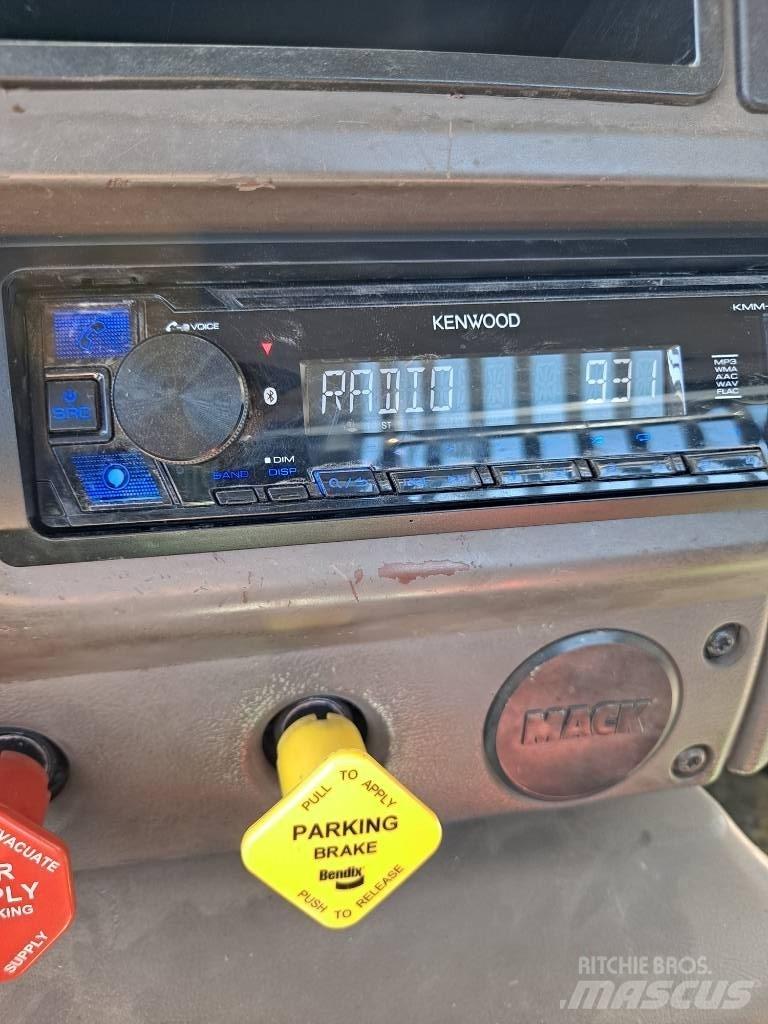 Mack CX612 曳引機組件