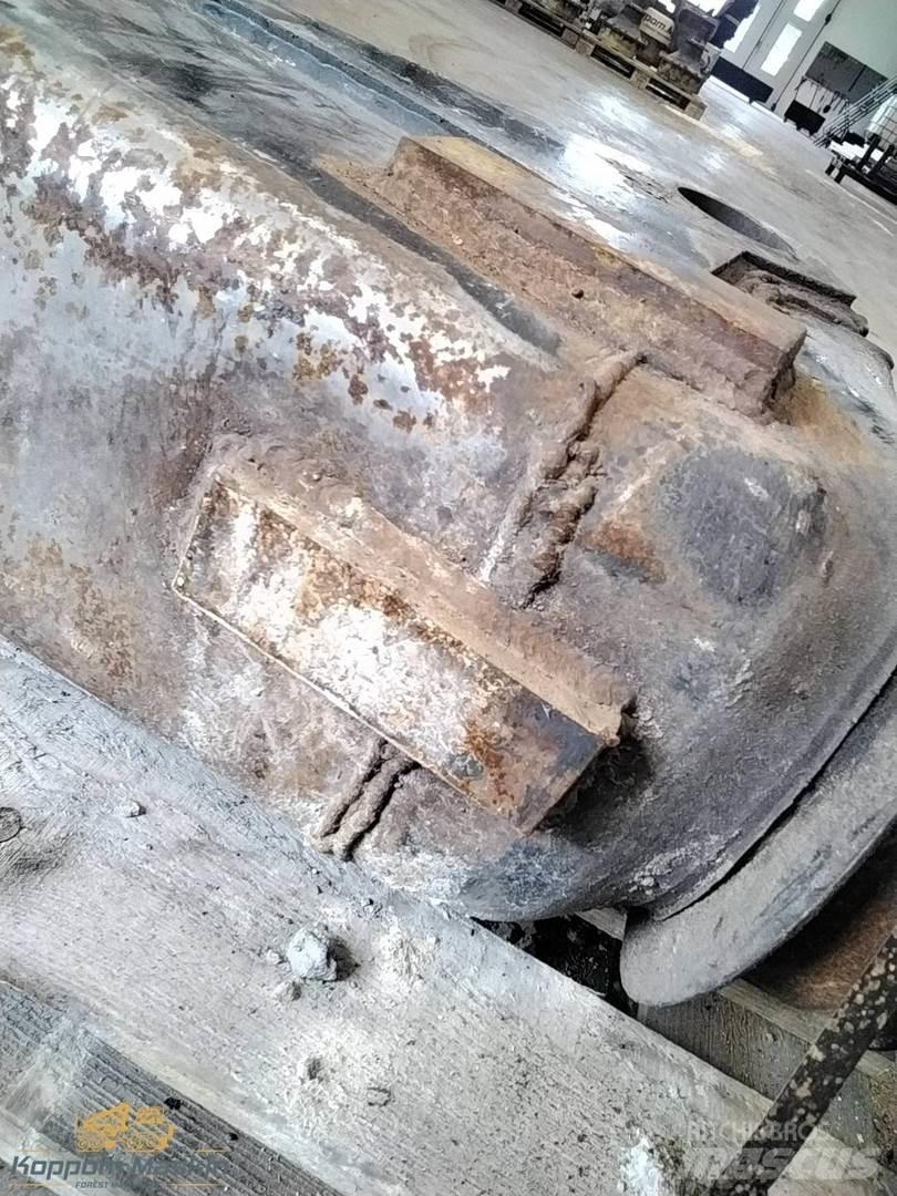 Komatsu 105F 運送起重機