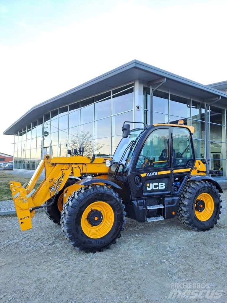 JCB 532-70 伸縮臂操作車