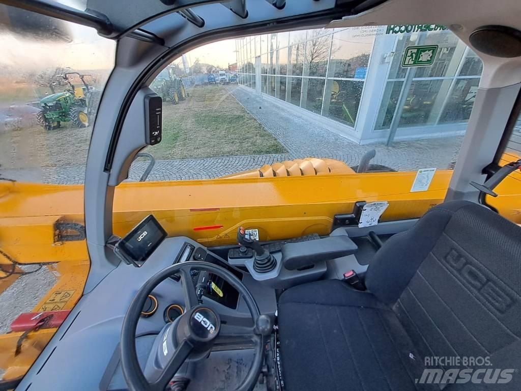 JCB 532-70 伸縮臂操作車