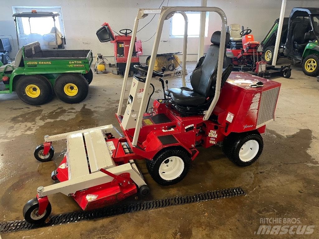Ventrac 3100 騎乘式割草機