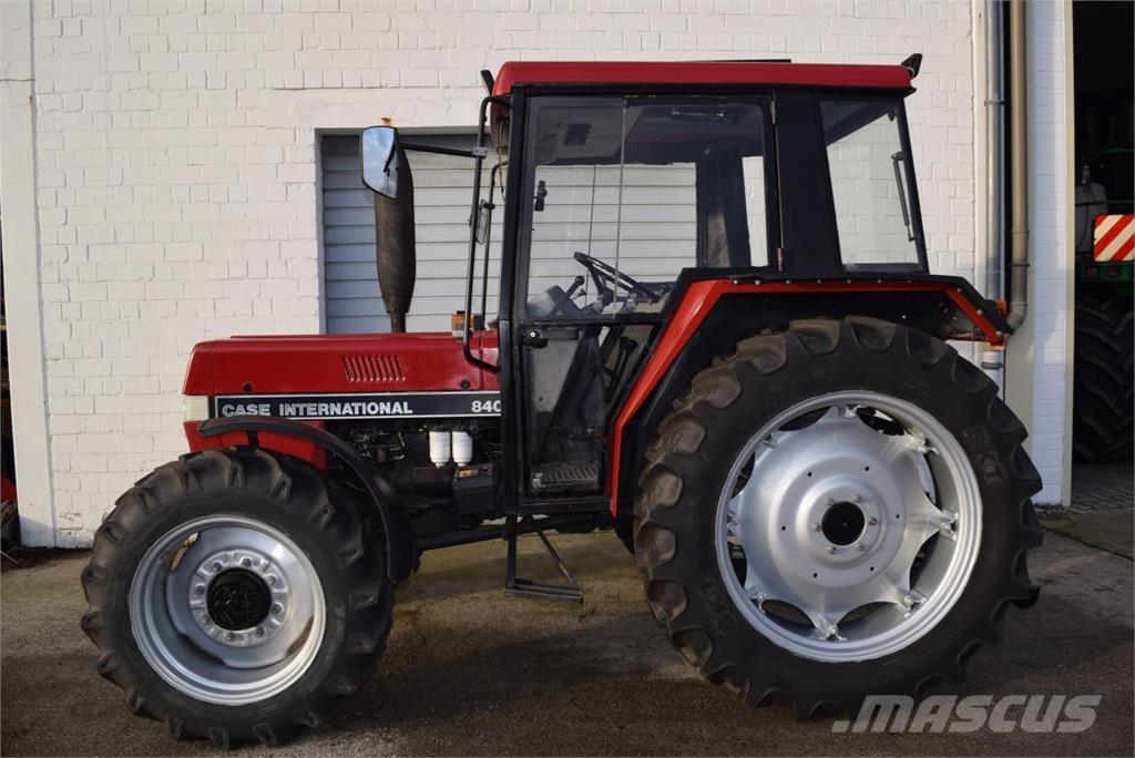 Case IH 840 A/S 曳引機