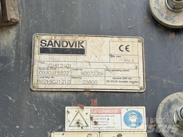 Sandvik CJ 412 移動式壓碎機