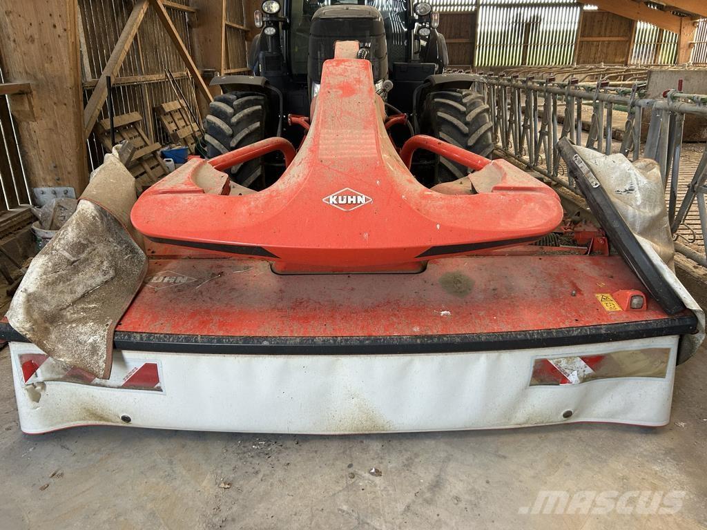 Kuhn FC3125 裝載與牽引式割草機