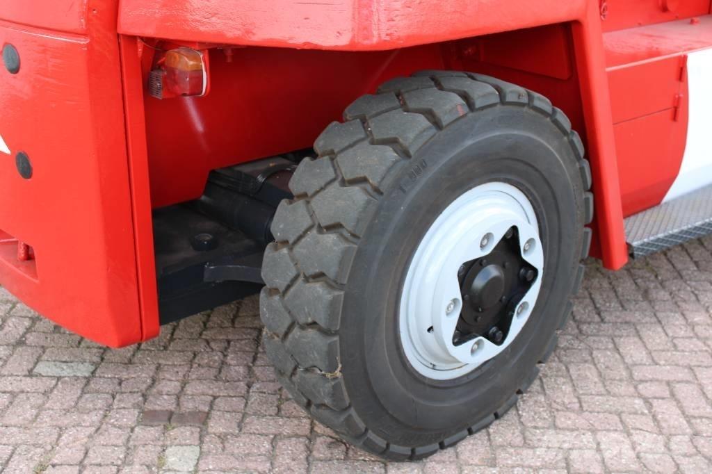 Kalmar DCD 150-12 柴油卡車