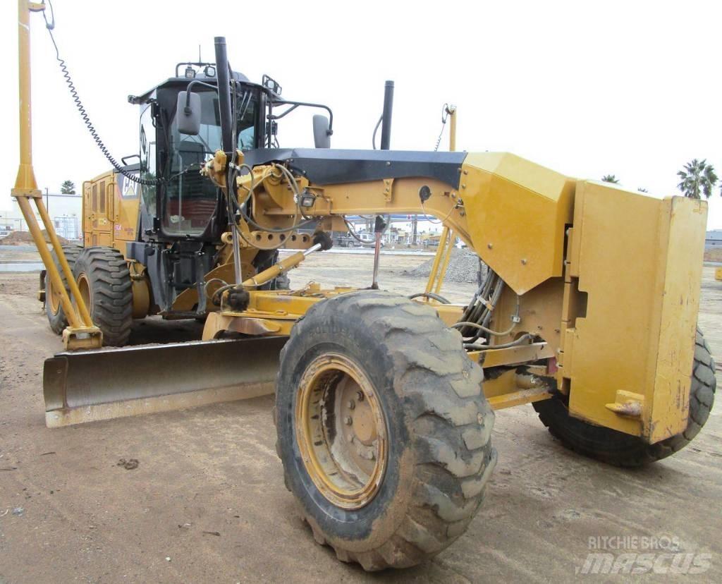 CAT 140 M 2 VHP 平土機
