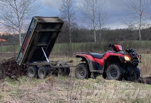  K Vagnen Offroad 傾卸拖車