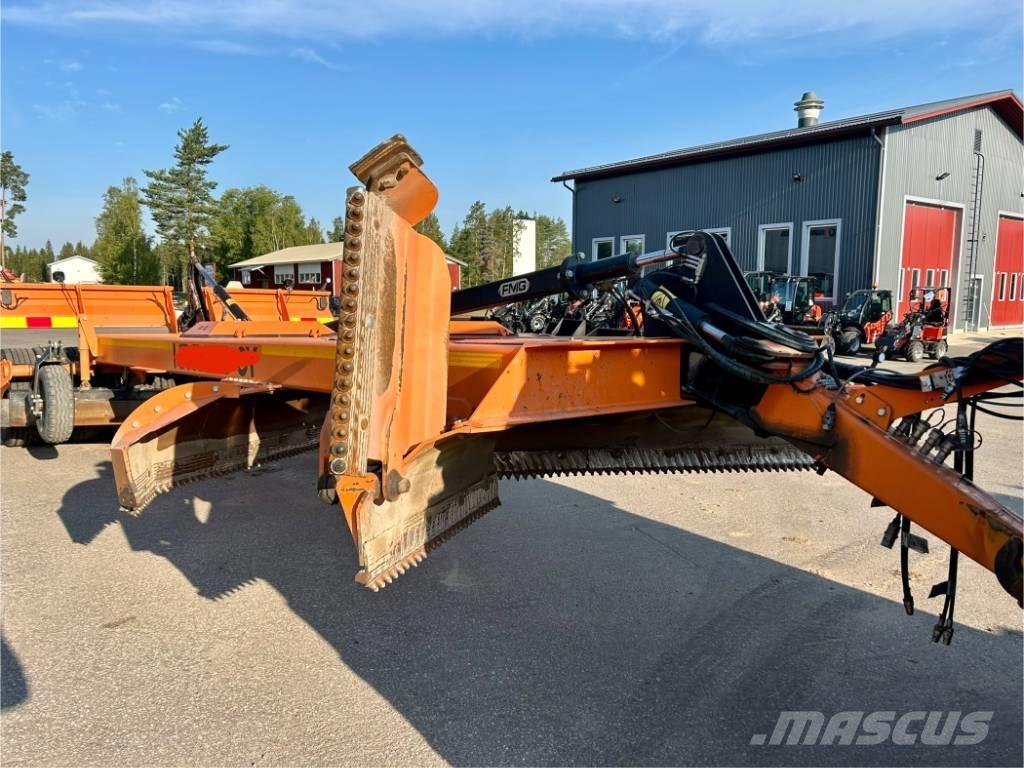 FMG TLN 570 平土機