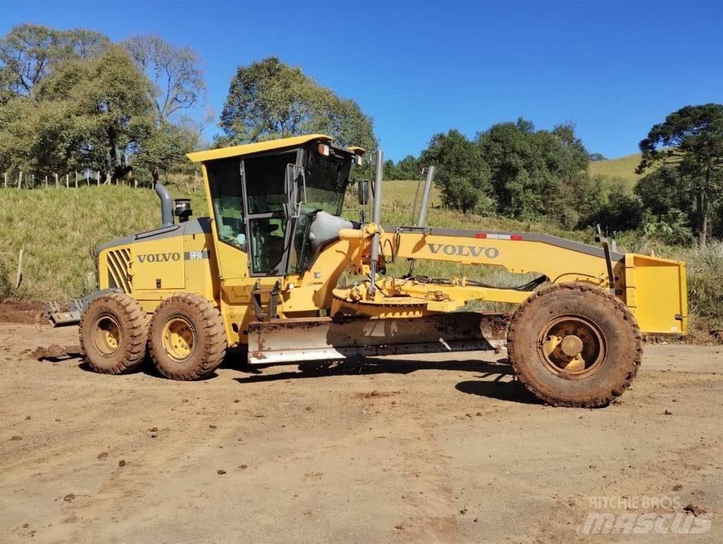 Volvo G 930 平土機