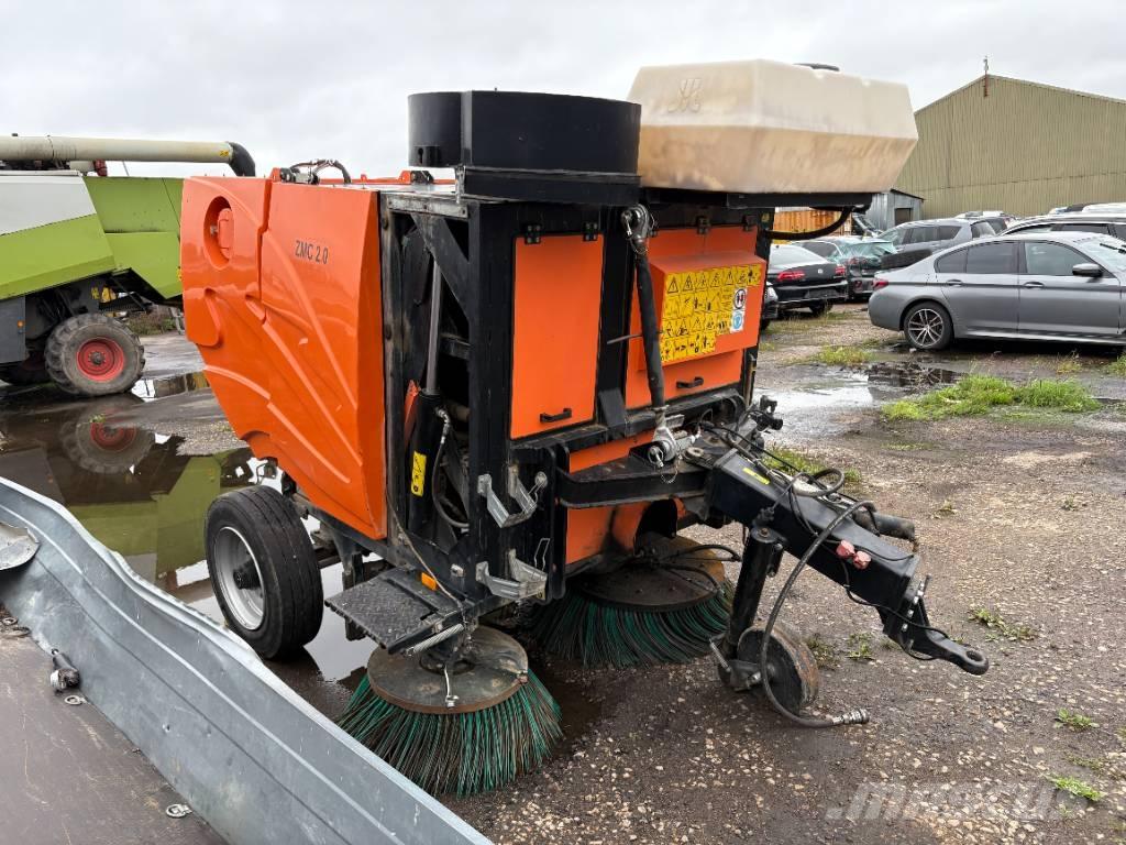 Pronar ZMC 2.0 掃倉機