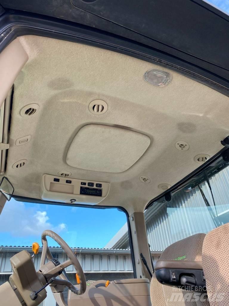 John Deere 8310 R 曳引機
