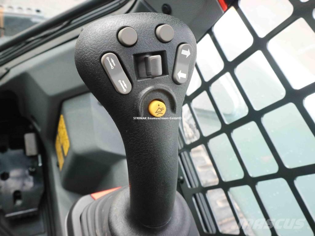 Bobcat T 76 推土機