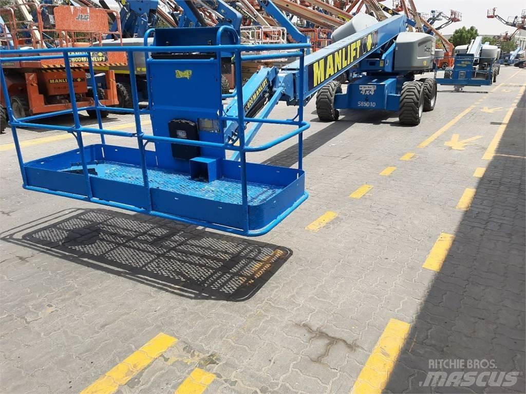 Genie S85 伸縮臂高空作業車