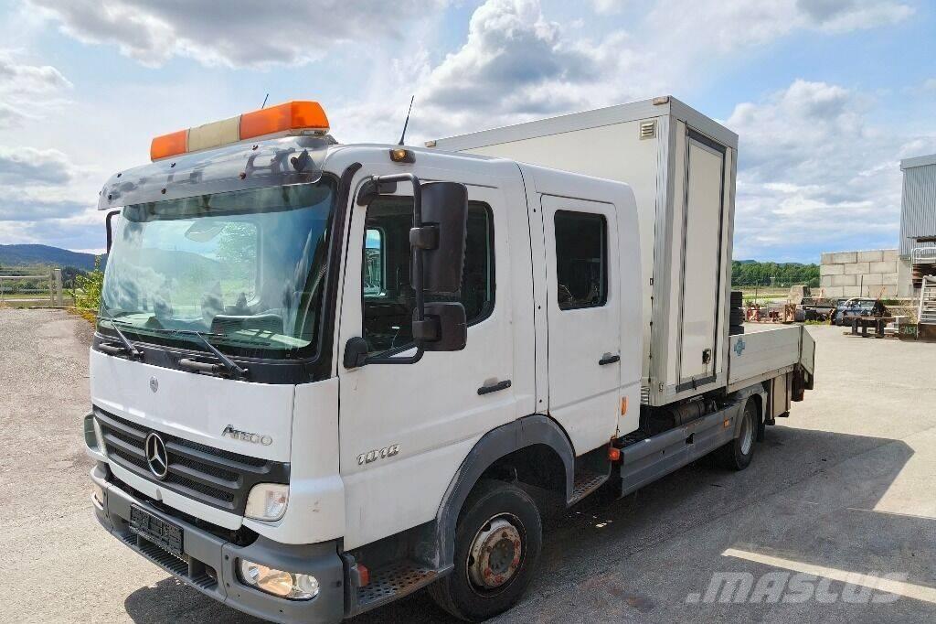 Mercedes-Benz 1018 貨箱式卡車