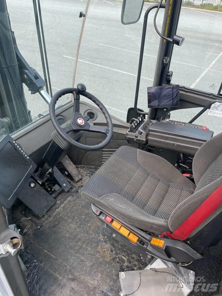 SMV 12-600C 柴油卡車