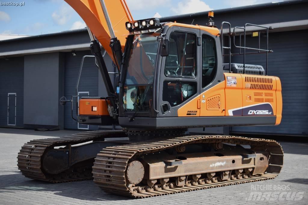 Doosan DX 225 LC-5 履帶式 挖土機/掘鑿機/挖掘機