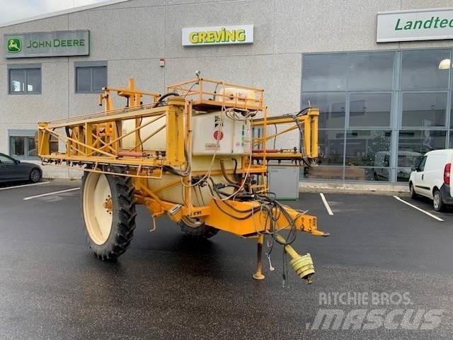 Dubex ANH 700N 牽引式噴霧機