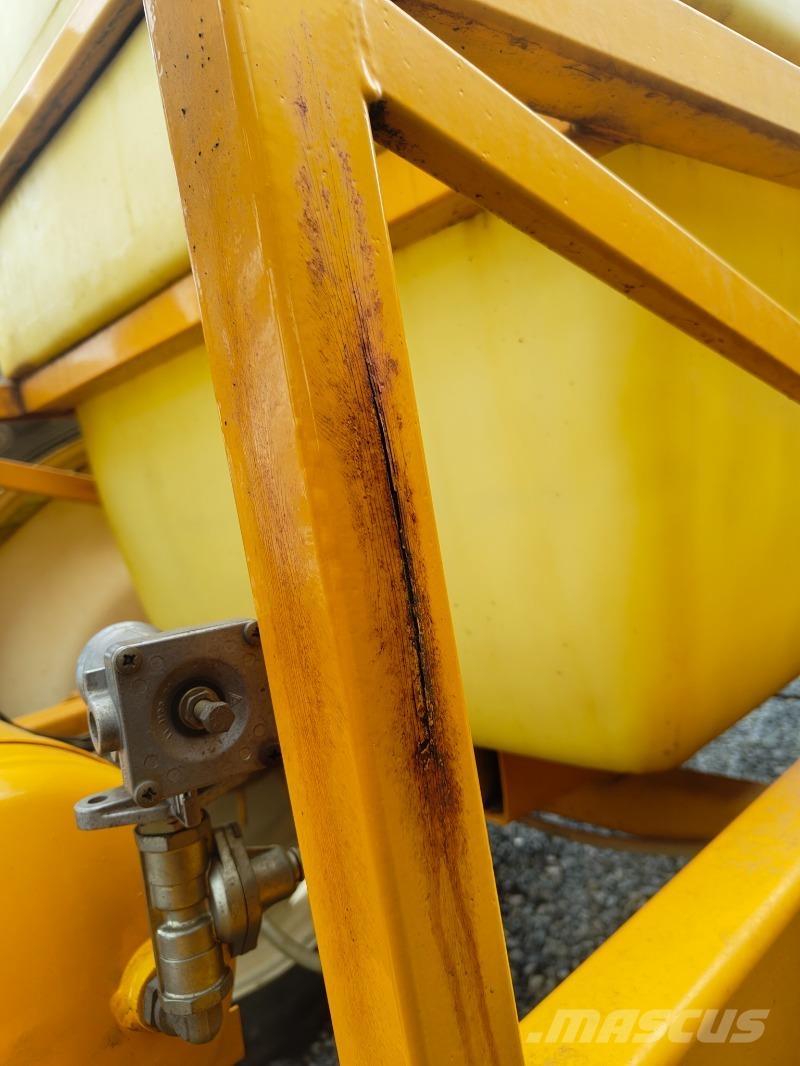 Dubex ANH 700N 牽引式噴霧機