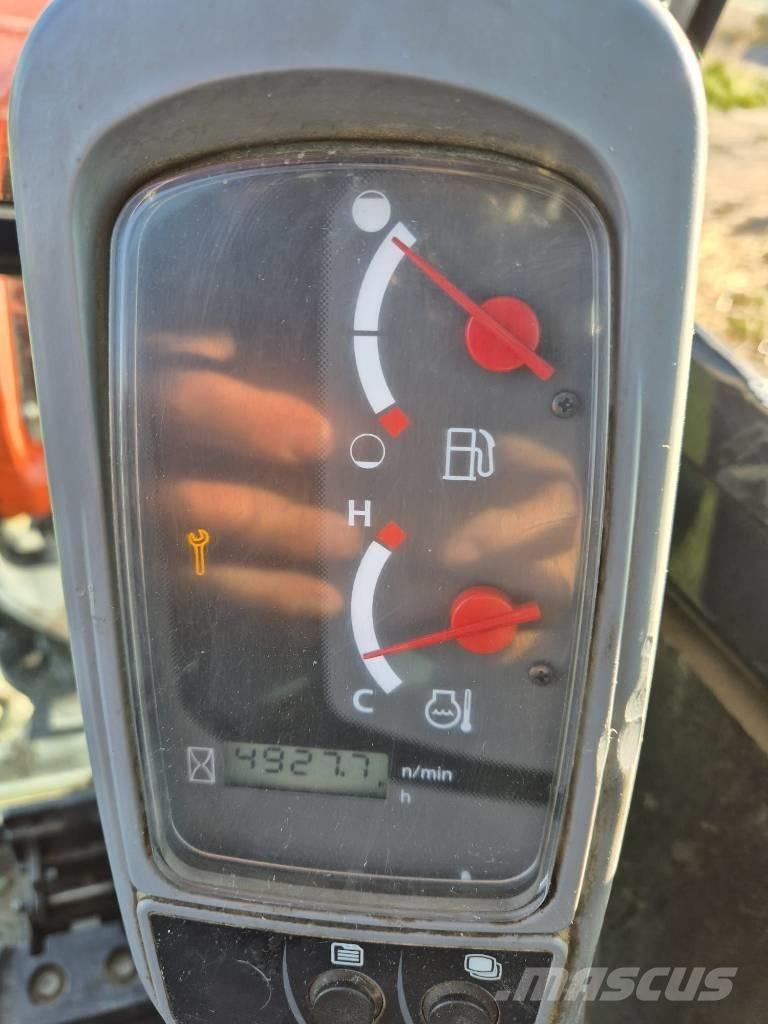 Kubota KX 027-4 小型挖土機/掘鑿機<7t(小型挖掘機)