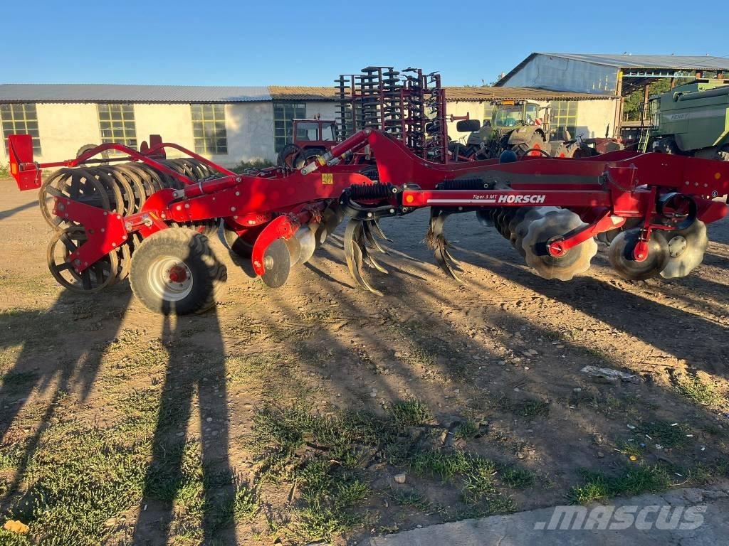 Horsch Tiger 3 MT 中耕管理機
