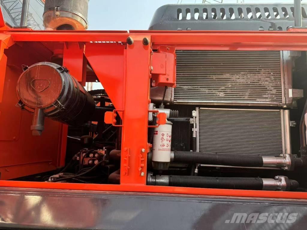 Doosan DX 300 LCA 履帶式 挖土機/掘鑿機/挖掘機