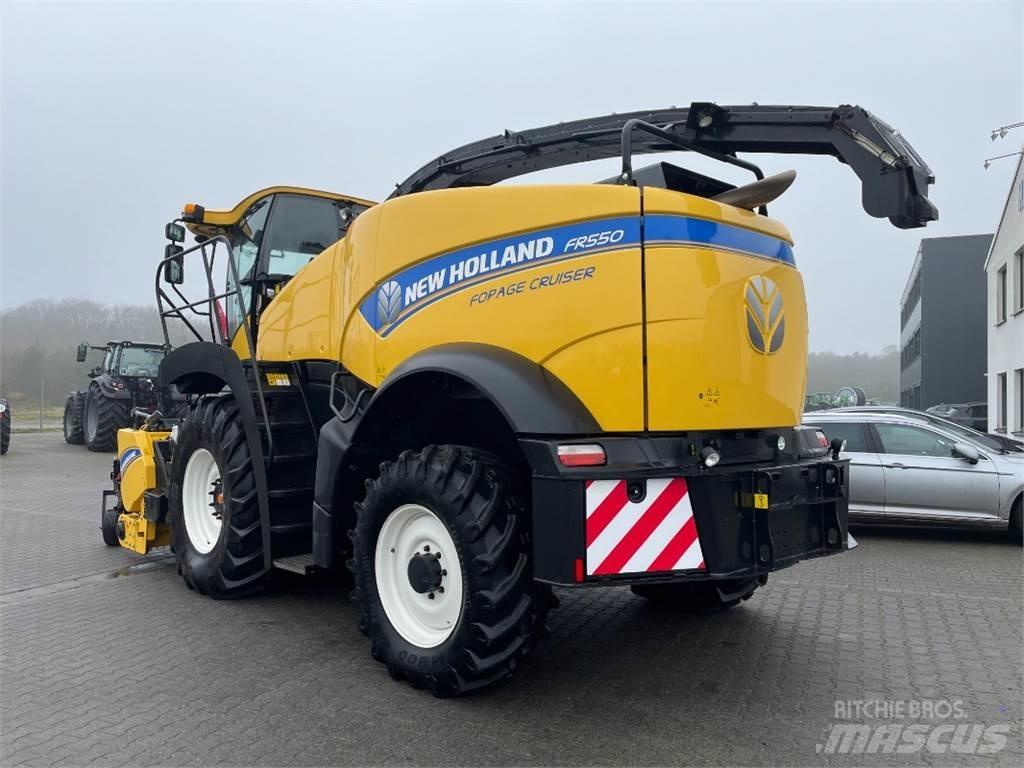 New Holland FR 550 牧草收穫機
