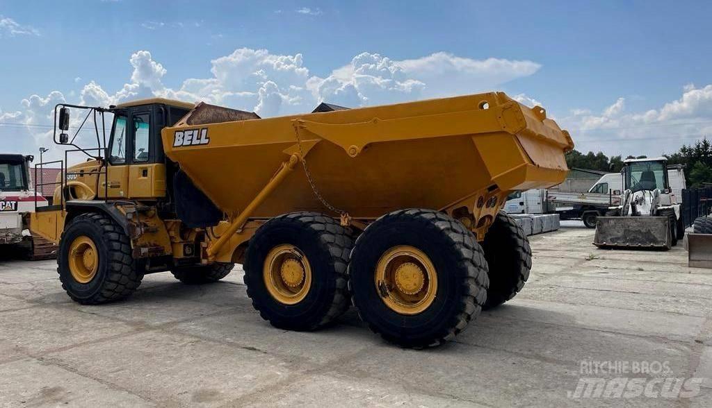 Bell B 30 D 鉸接式起吊車