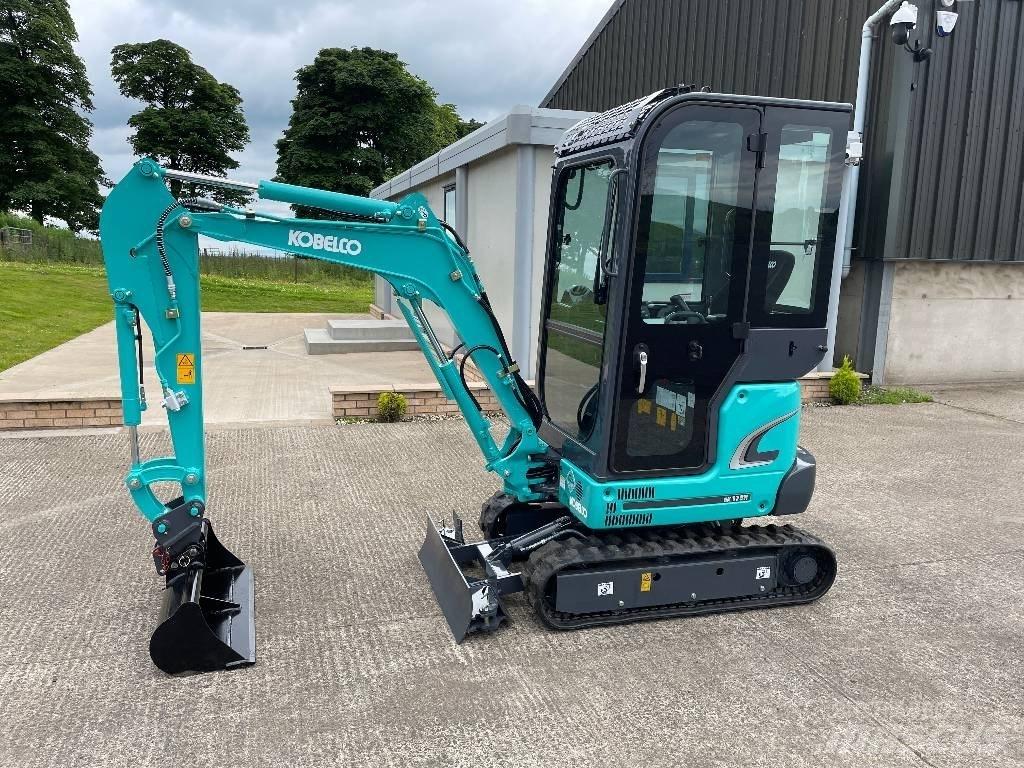 Kobelco SK17SR-3E 小型挖土機/掘鑿機<7t(小型挖掘機)