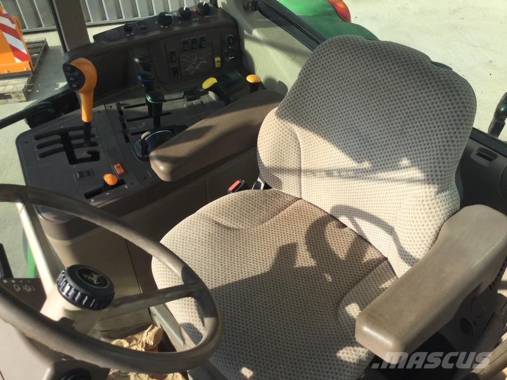 John Deere 6125M 曳引機