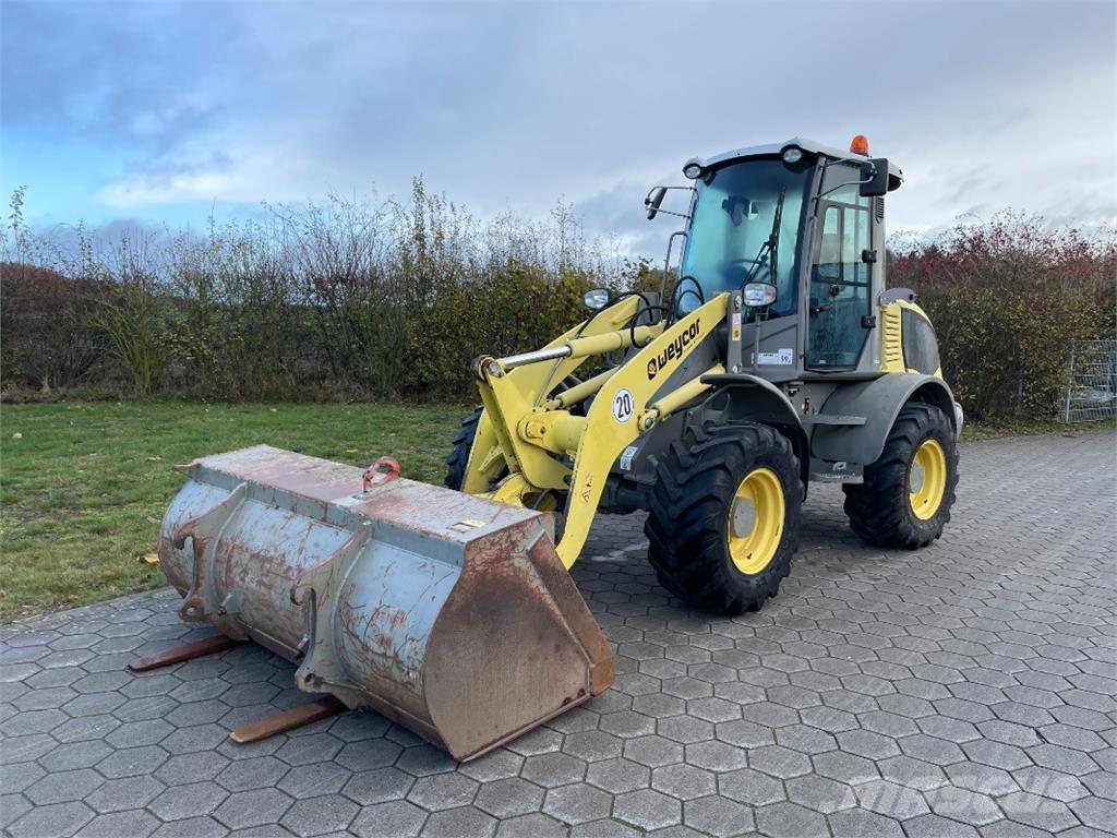 Atlas AR500 輪胎式裝載機