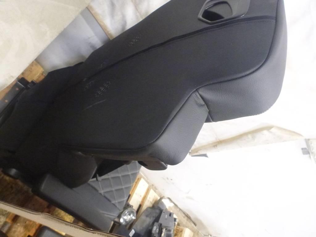 Mercedes-Benz Actros 駕駛室與內部