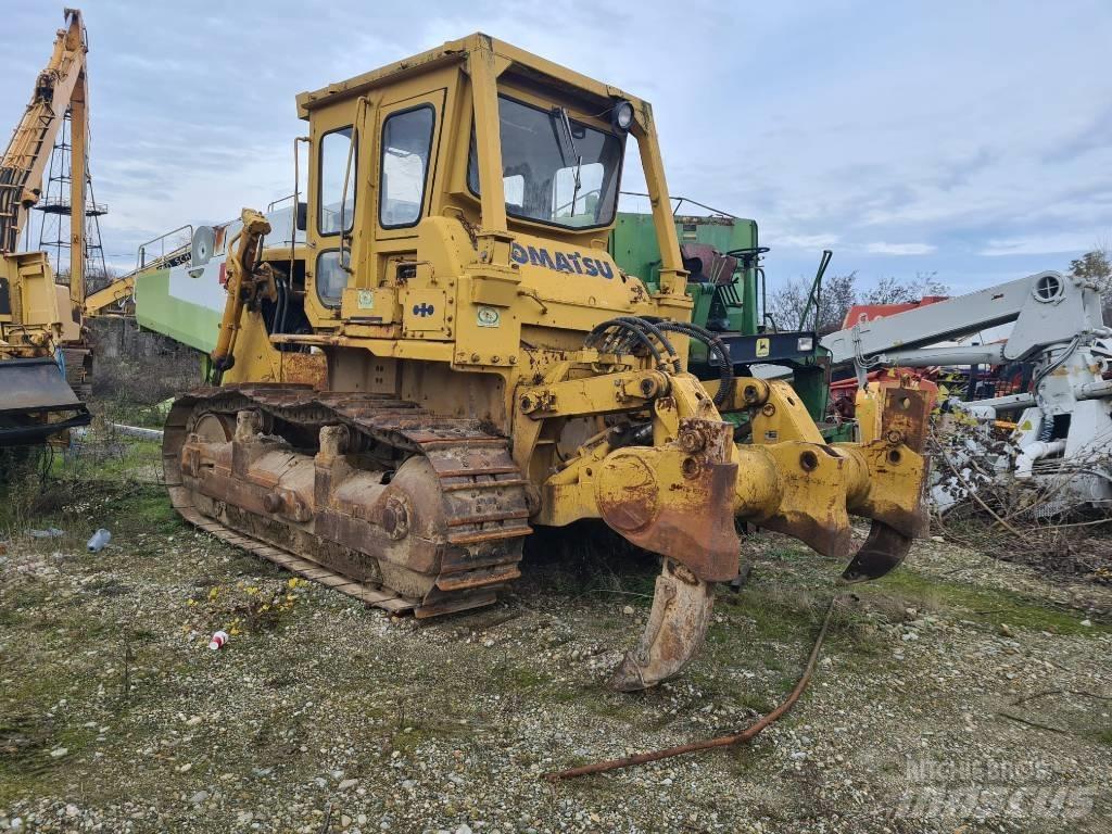 Komatsu D 85-18 履帶推土機
