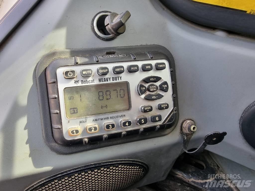 Bobcat S 530 滑移轉向裝載機