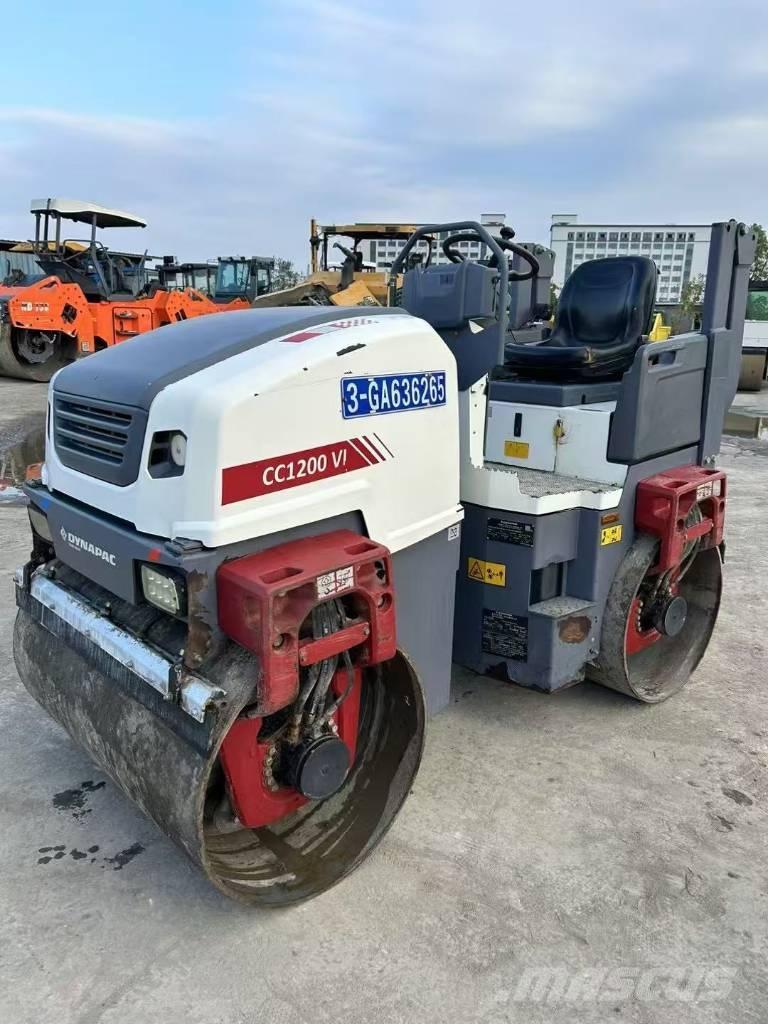 Dynapac CC 1200 雙輪滾壓機