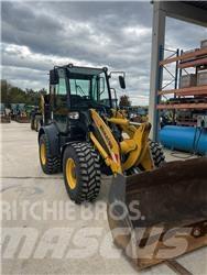 Komatsu WA80M-8 小型裝載機