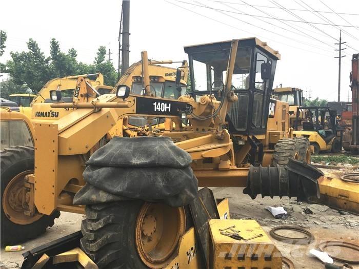 CAT 140 H 平土機
