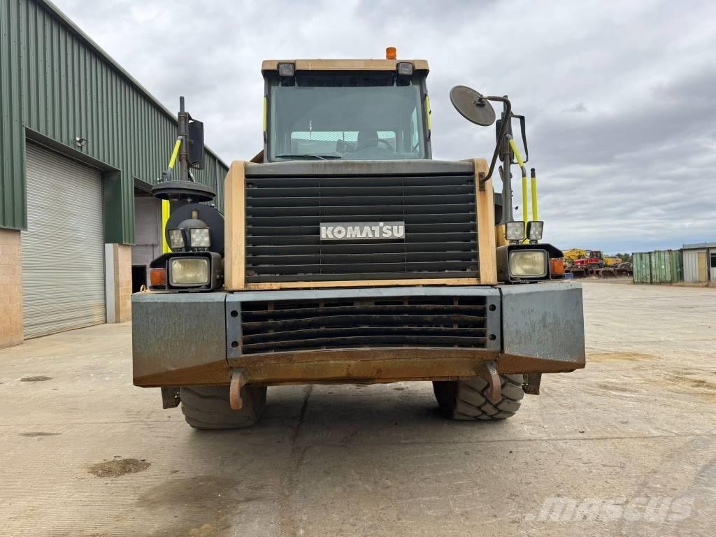 Komatsu HM 350-1 鉸接式起吊車
