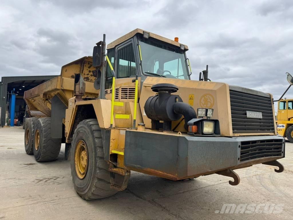 Komatsu HM 350-1 鉸接式起吊車