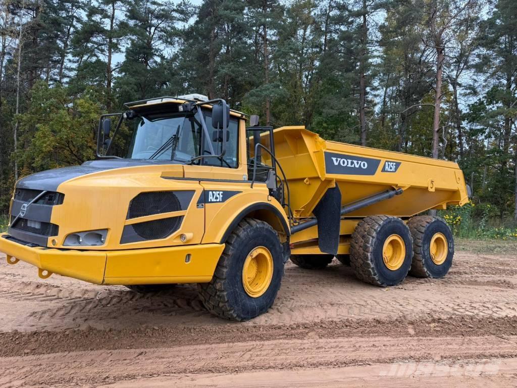 Volvo A 25 F 鉸接式起吊車