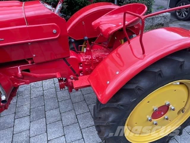 Porsche Junior 108 曳引機