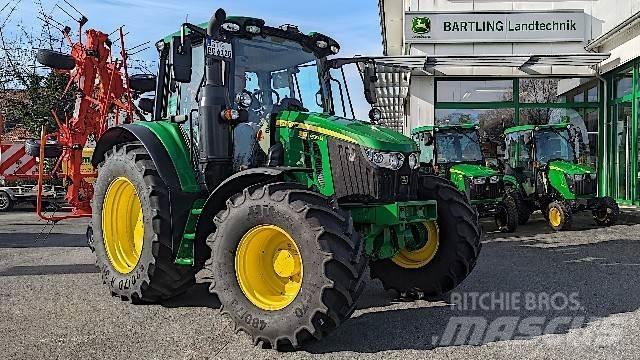 John Deere JD 6120M 曳引機