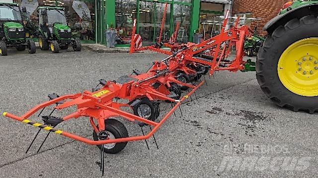 Kuhn GF 8703 耙與翻草機
