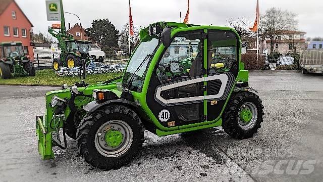 Merlo P27.6 Plus 農業用伸縮臂裝載機